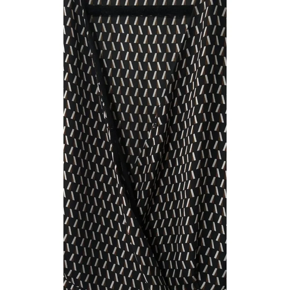 Vince Camuto wrap top with asymmetrical hem Med. - Picture 4 of 8